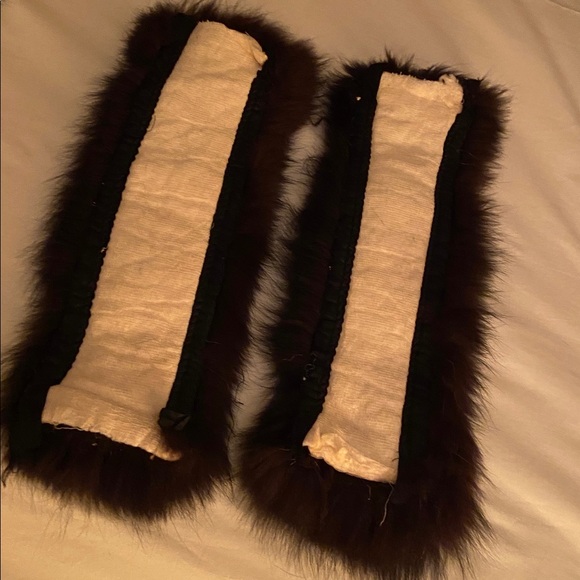Brown/Black Fur Collar And Cuffs - Picture 6 of 6